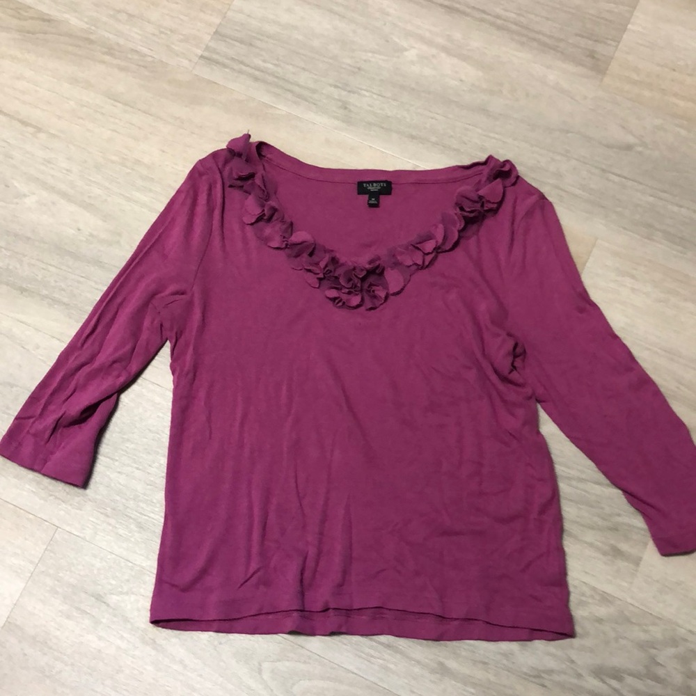 Talbots Ruffled Vneck Top size M